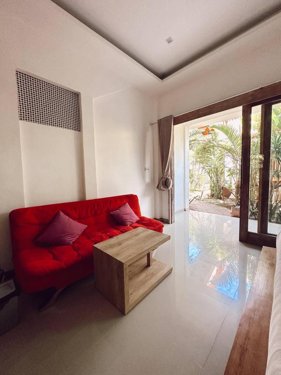 ホテル Hi5 Kuta Kuta  部屋 写真
